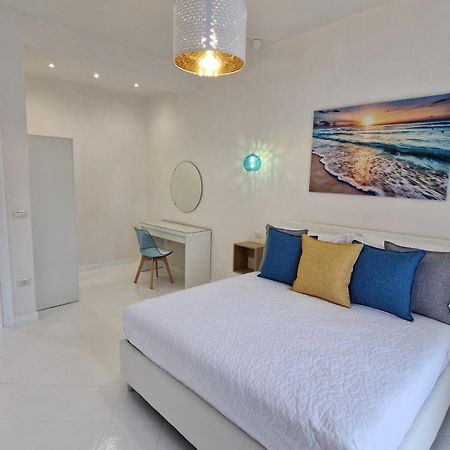 Blumarine Apartments In Νάπολη Εξωτερικό φωτογραφία