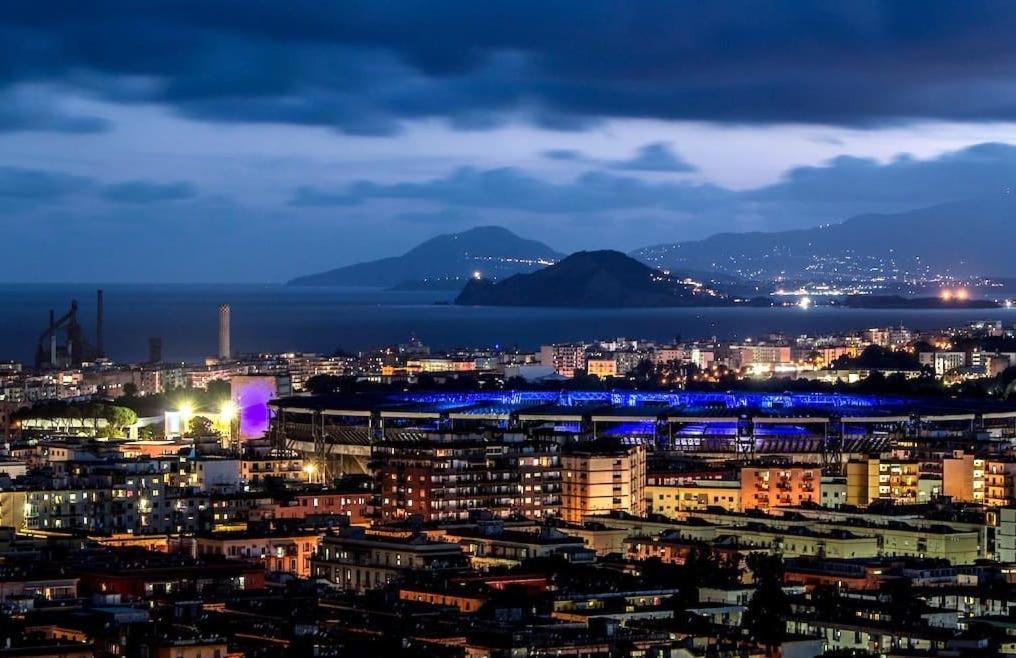 Blumarine Apartments In Νάπολη Εξωτερικό φωτογραφία