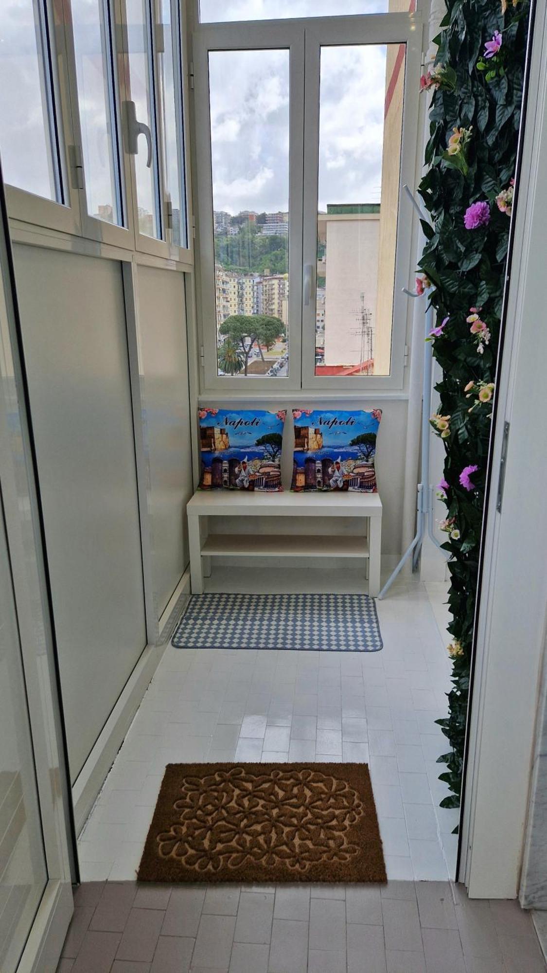 Blumarine Apartments In Νάπολη Εξωτερικό φωτογραφία