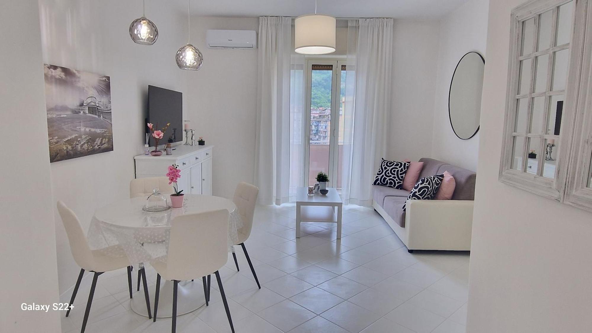 Blumarine Apartments In Νάπολη Εξωτερικό φωτογραφία